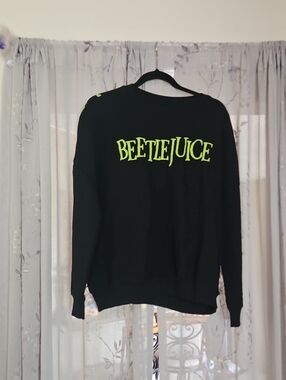 Beetlejuice Graphic Crewneck Sweatshirt - Black/Neon Green